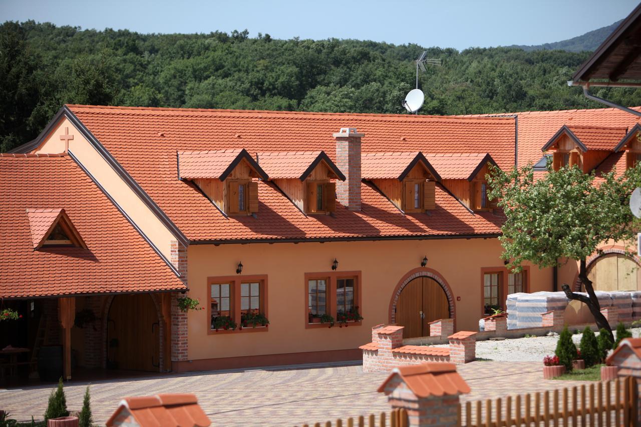 B&B Kolaric Jastrebarsko Buitenkant foto